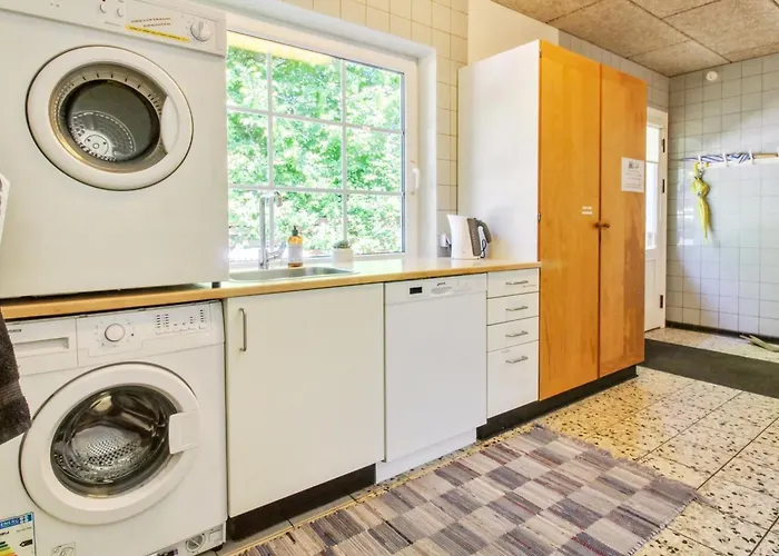 Kiri - 24km From The Sea By Interhome Bredebro